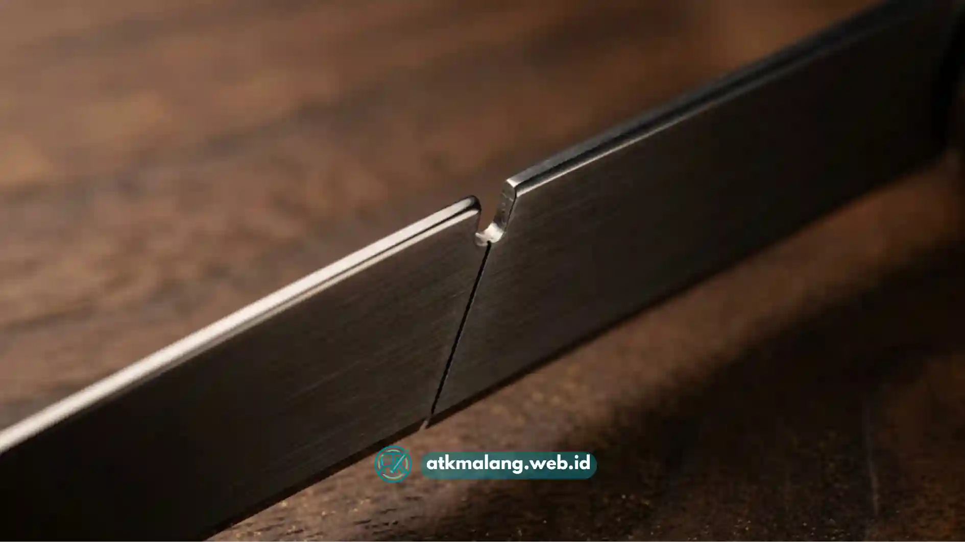 Mata pisau cutter segmented kantor